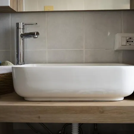 The Roma Flat Apartment