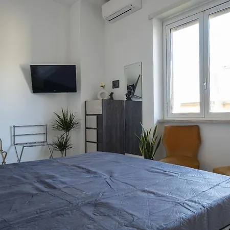 Apartment The Roma Flat