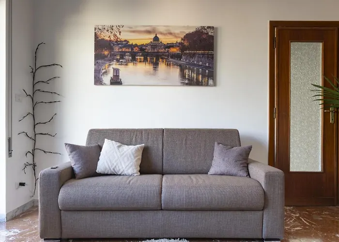 The Flat- Private Parking & Direct Bus To Vatican *