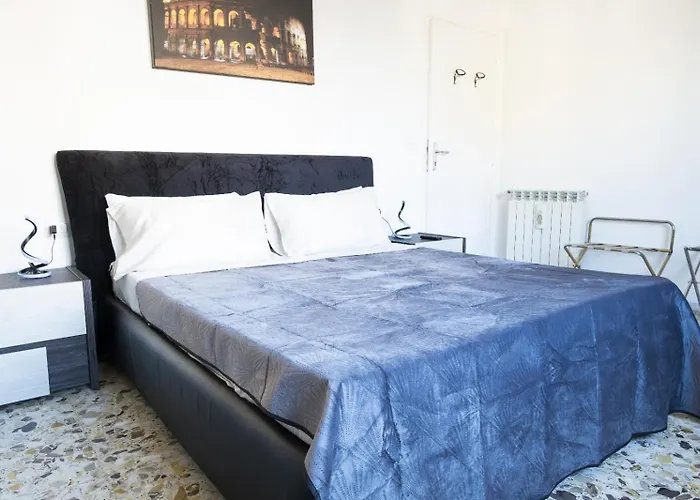 The Flat- Private Parking & Direct Bus To Vatican Řím